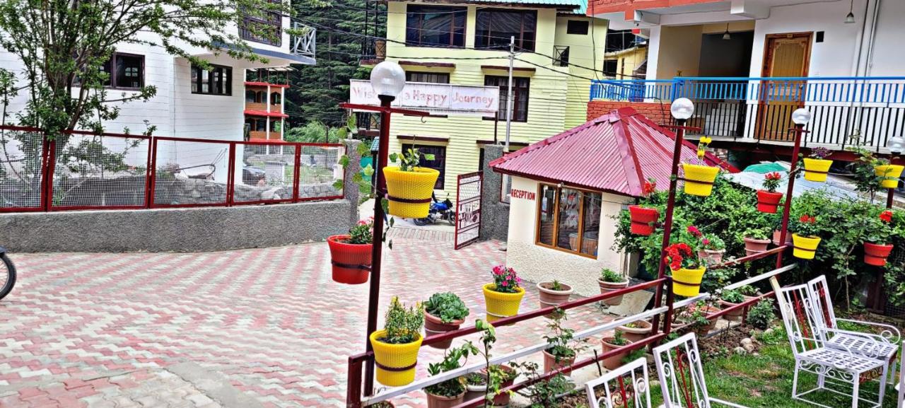 Hotel Chetna Manāli Extérieur photo