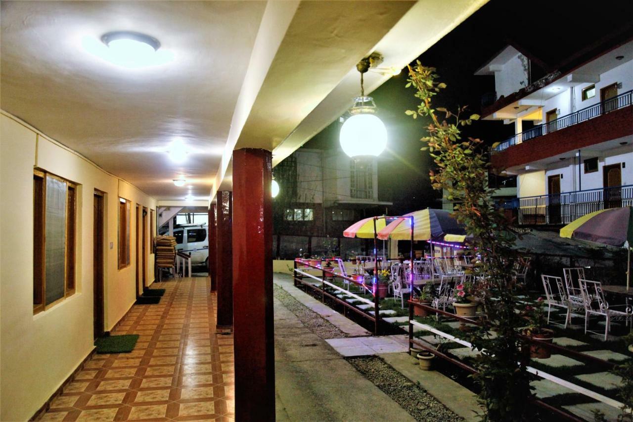 Hotel Chetna Manāli Extérieur photo