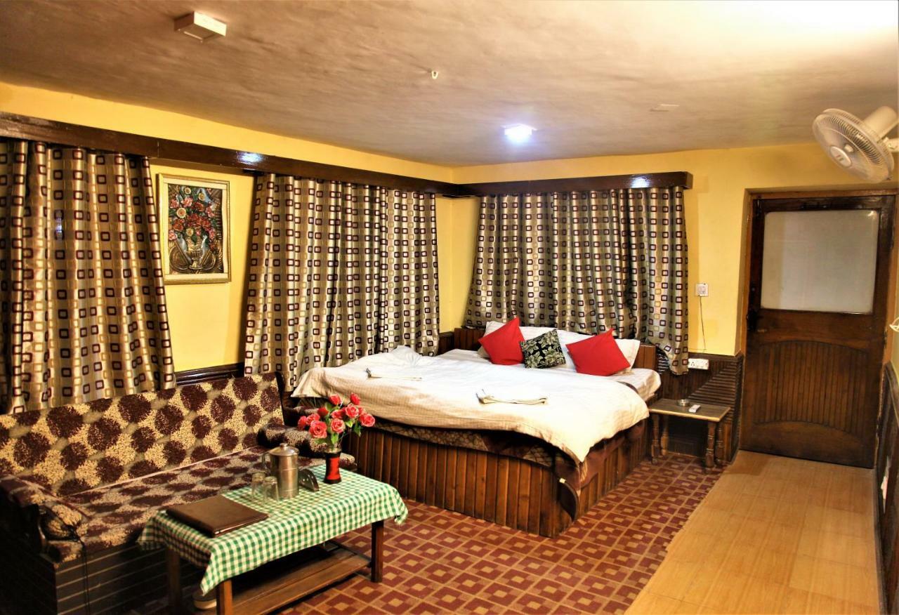 Hotel Chetna Manāli Extérieur photo